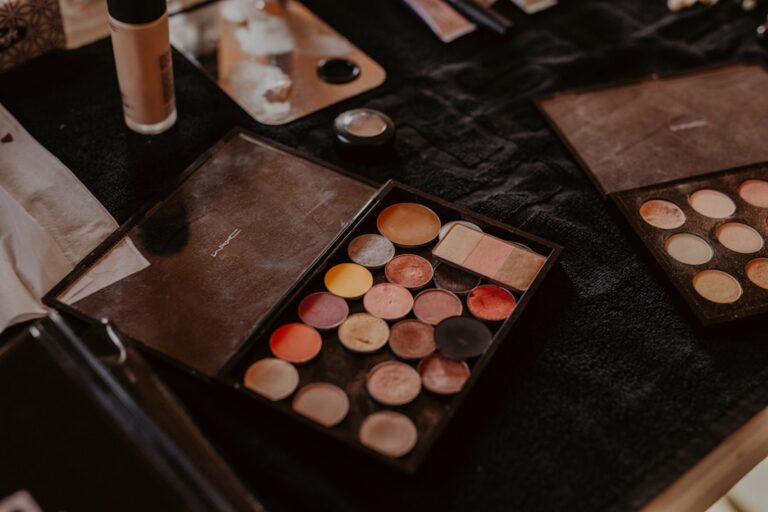 Secrets to Perfect Makeup Application for Beginners and Pros